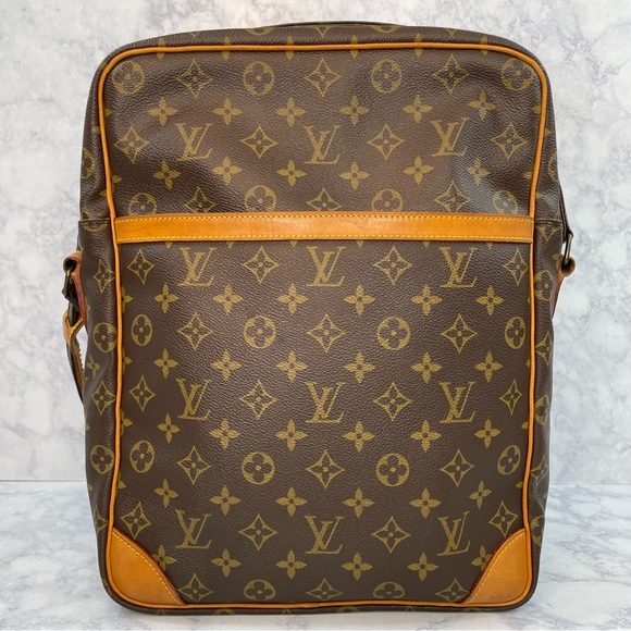 Louis Vuitton Monogram Danube GM crossbody Largest Size - Picture 3 of 15